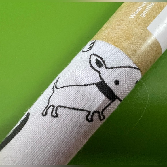 FAT QUARTER dog breed cartoon sketch outline fabric cotton print puppy assorted - Picture 5 of 9